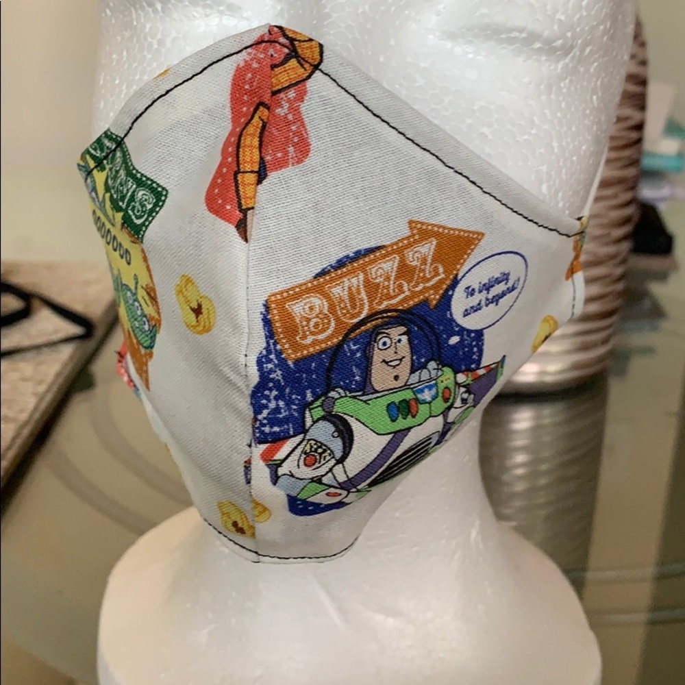 Disney Toy Story 4 Character Badges Mask - Picture 2 of 5